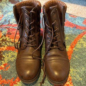 Cute, Stylish Brown Boots